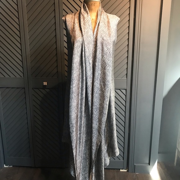 ✨PRICE DROP✨ Stunning Maison Martin Margiela wrap in EUC - Picture 1 of 9